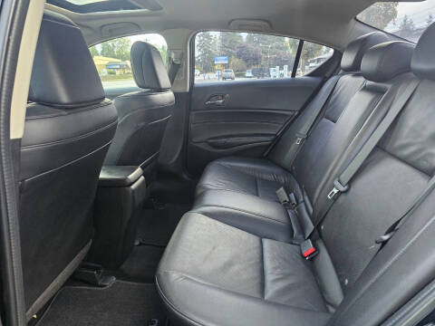 2015 Acura ILX 2.0L w/Tech