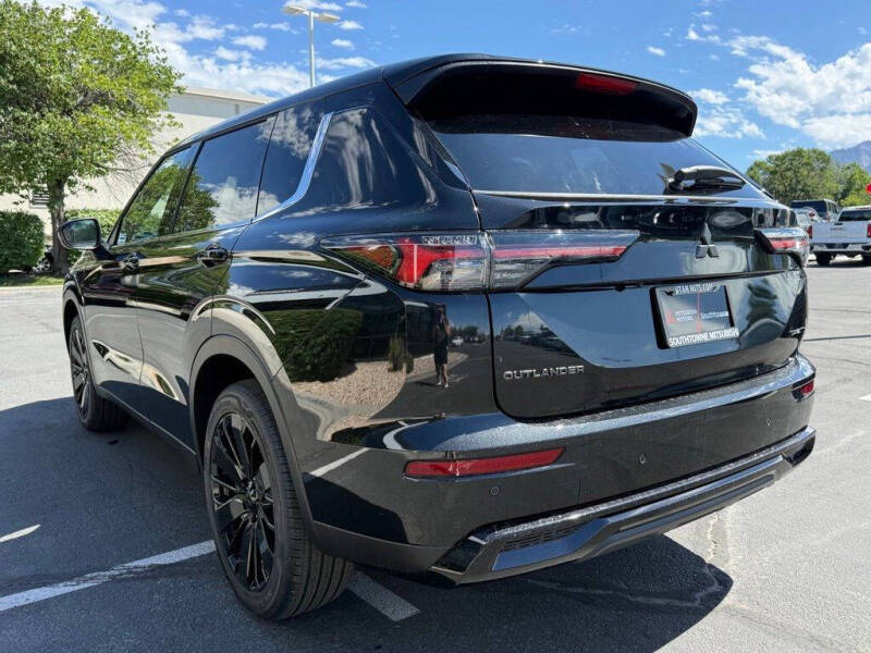 2026 Mitsubishi Outlander LE