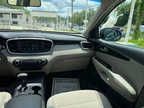 2019 Kia Sorento LX