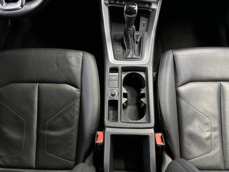 2019 Audi Q3 quattro Premium 45 TFSI