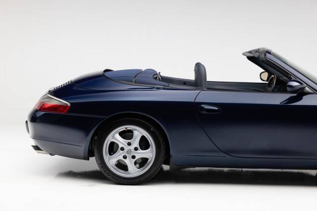 2000 Porsche 911 Carrera