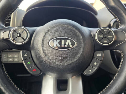 2017 Kia Soul +