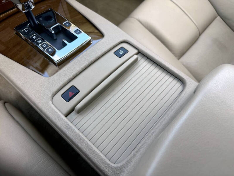 2005 Cadillac STS