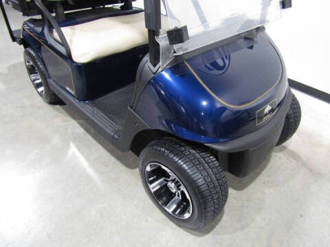 2019 E-Z-GO RXV