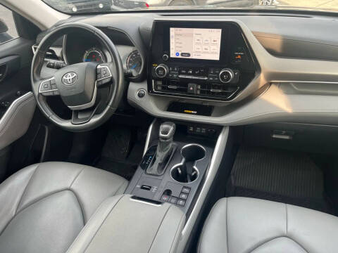 2024 Toyota Highlander Hybrid