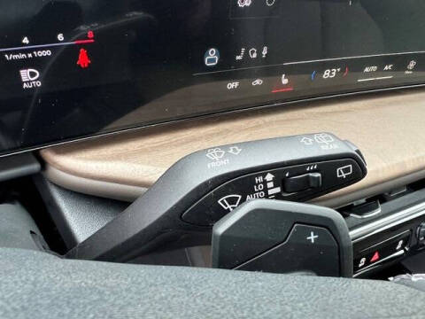 2025 Audi Q5 quattro Premium Plus TFSI