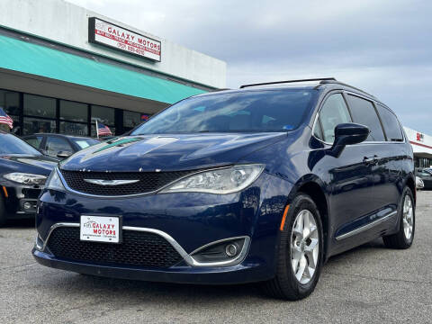 2017 Chrysler Pacifica Touring-L