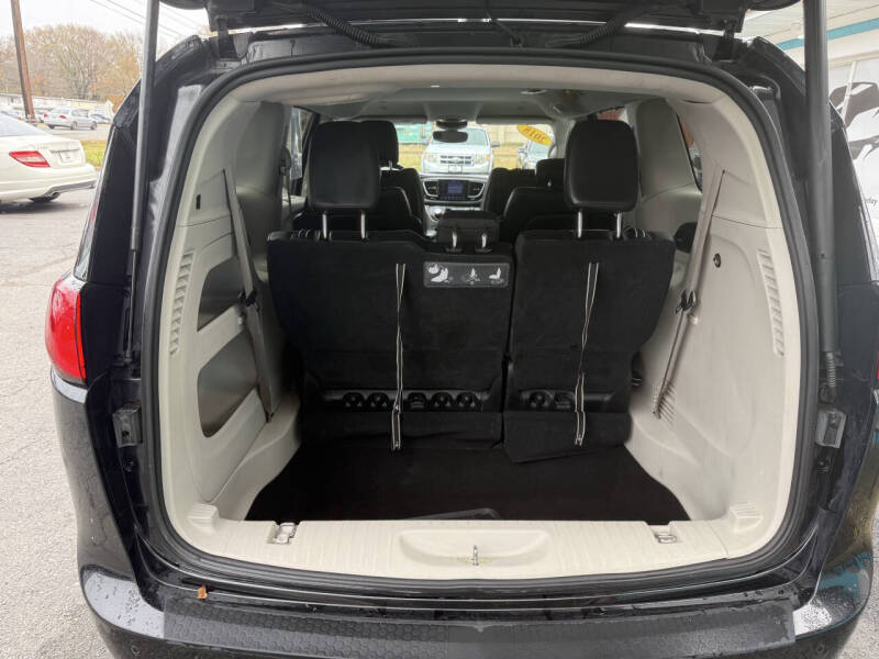 2018 Chrysler Pacifica Touring L Plus