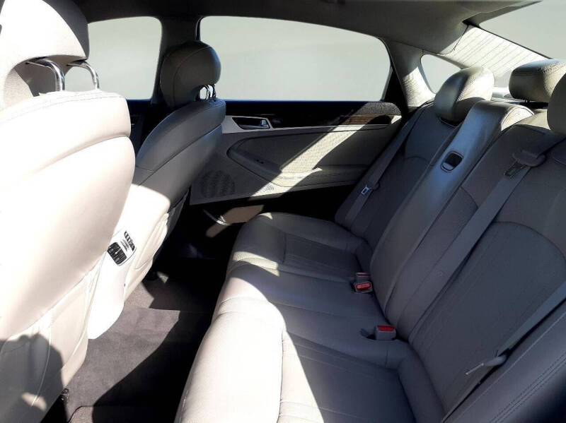 2017 Genesis G80 3.8