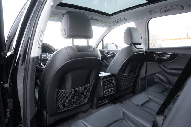 2023 Audi Q7 quattro Premium Plus 55 TFSI