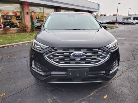 2022 Ford Edge Titanium