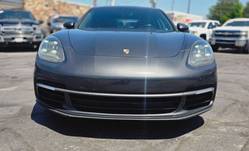 2018 Porsche Panamera