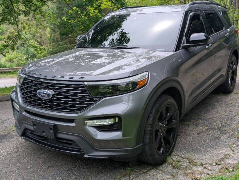 2024 Ford Explorer ST-Line