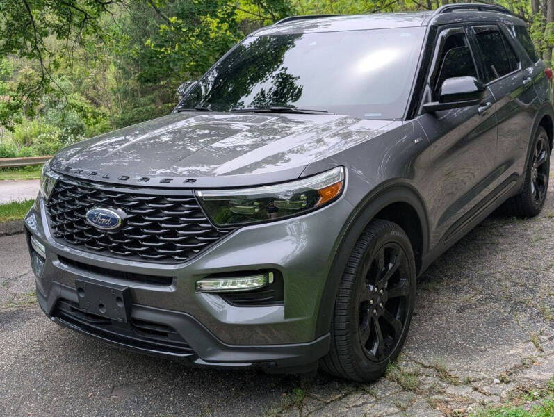 2024 Ford Explorer ST-Line