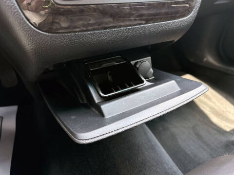 2010 Cadillac DTS Pro Coachbuilder Limo