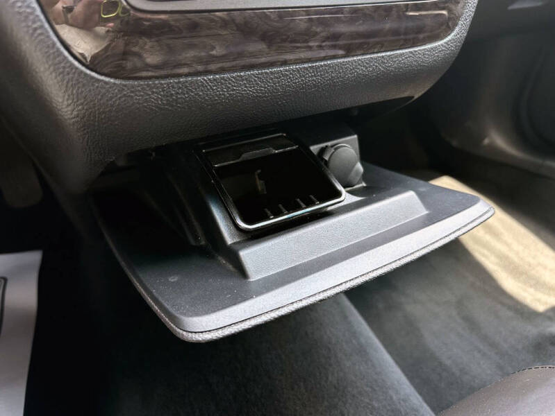 2010 Cadillac DTS Pro Coachbuilder Limo