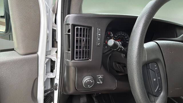 2024 GMC Savana 2500