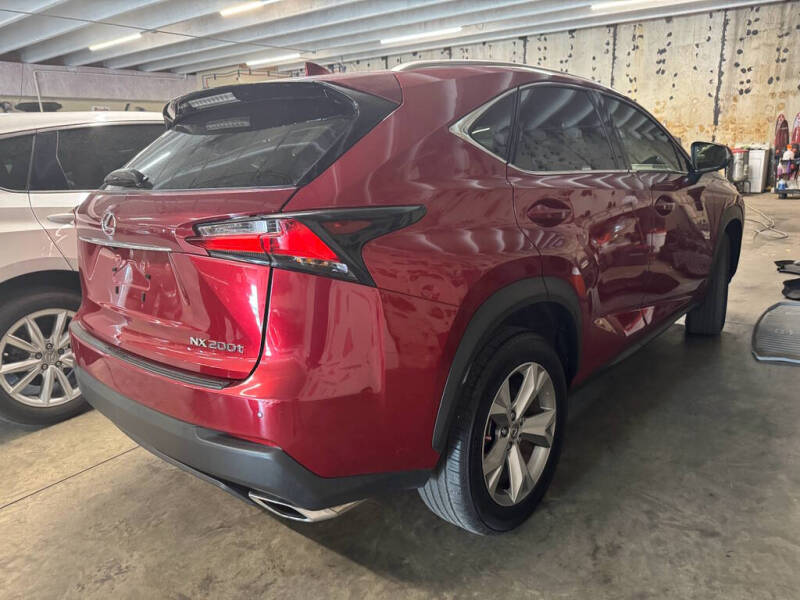 2017 Lexus NX 200t