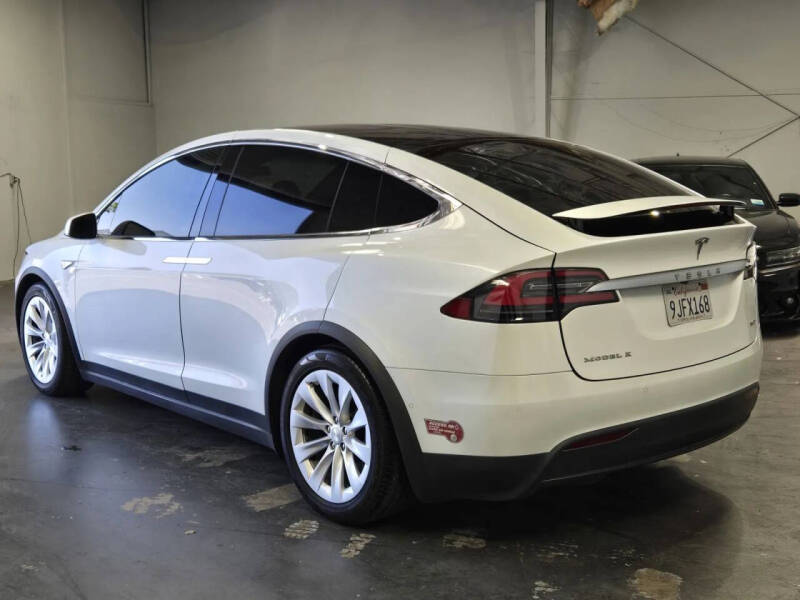 2016 Tesla Model X 90D