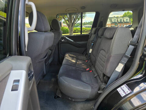 2008 Nissan Pathfinder SE