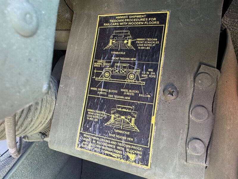 1987 AM General HMMWV