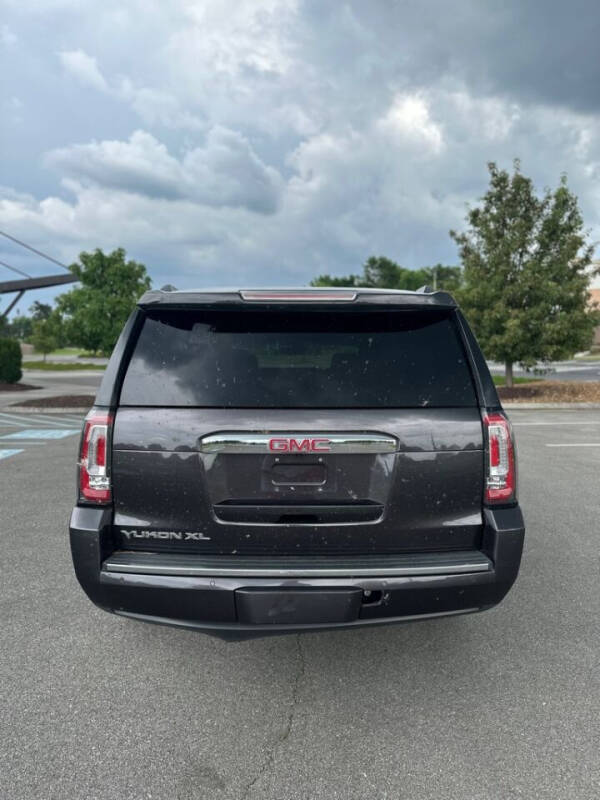 2017 GMC Yukon XL Denali