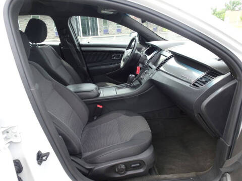 2013 Ford Taurus SEL