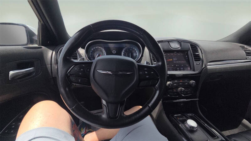 2021 Chrysler 300 S V6