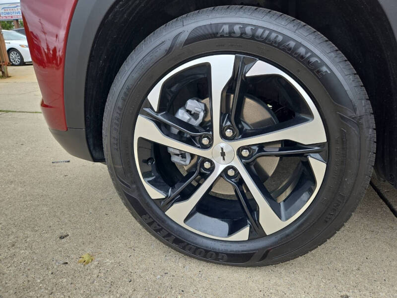 2025 Chevrolet Trax RS