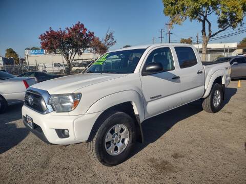 2013 Toyota Tacoma for sale at Larry's Auto Sales Inc. in Fresno CA