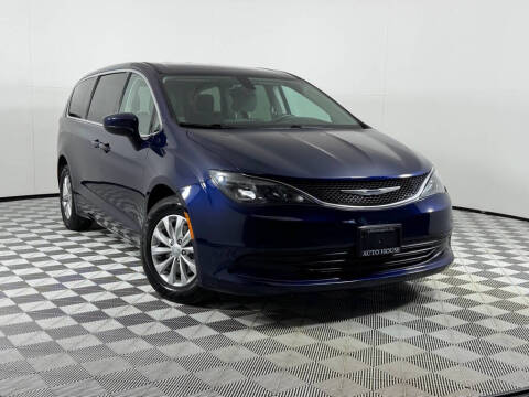 2017 Chrysler Pacifica Touring