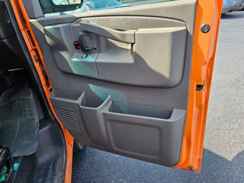 2017 Chevrolet Express 2500