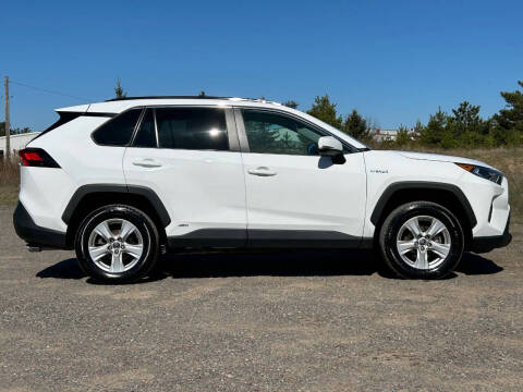 2019 Toyota RAV4 Hybrid XLE
