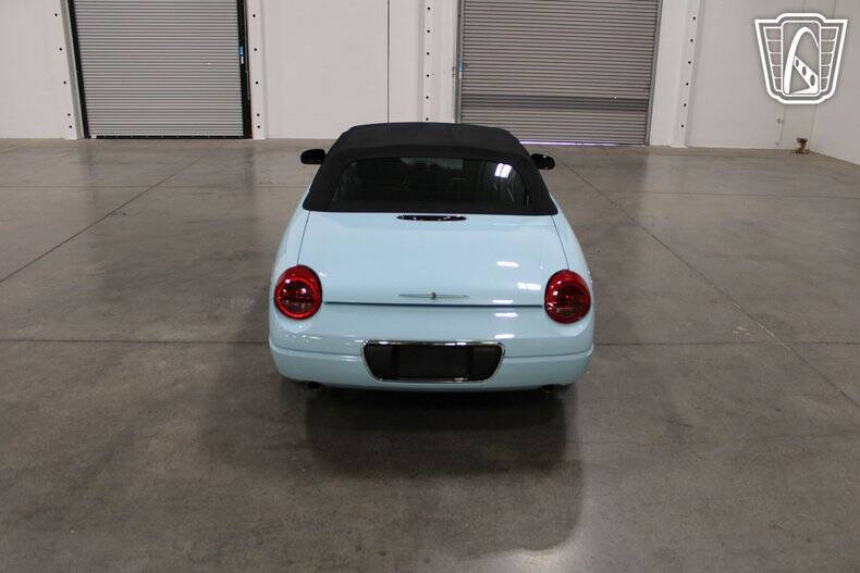 2003 Ford Thunderbird