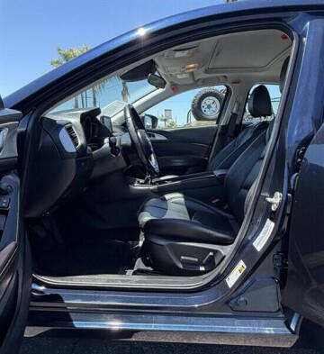 2017 Mazda MAZDA3 Touring 2.5
