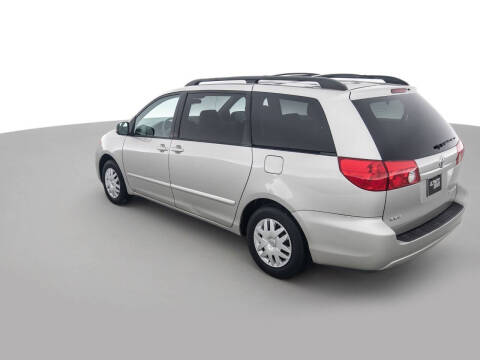 2007 Toyota Sienna LE 7-Passenger