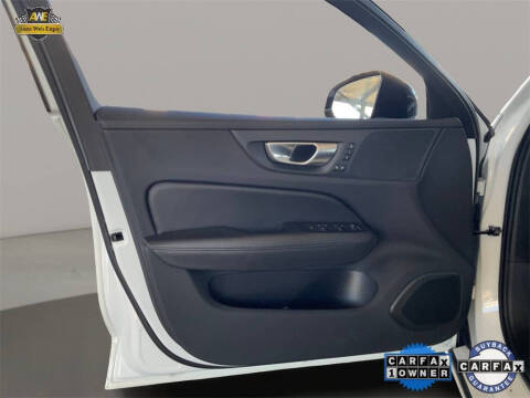 2024 Volvo S60 B5 Core Dark Theme