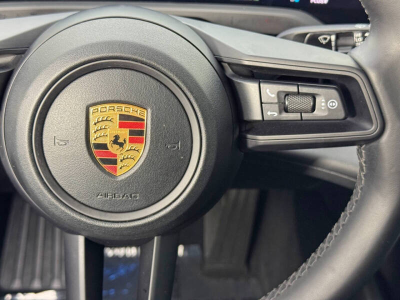 2022 Porsche Taycan