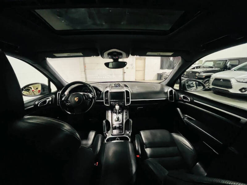 2012 Porsche Cayenne Turbo