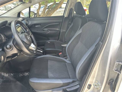 2023 Nissan Versa SV