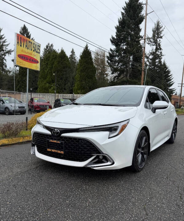 2025 Toyota Corolla Hatchback XSE