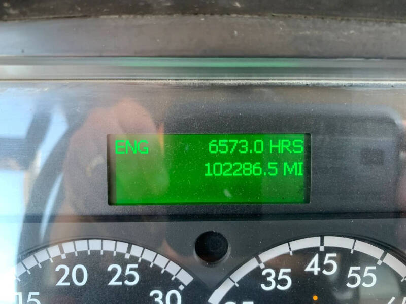 2016 Freightliner M2 106
