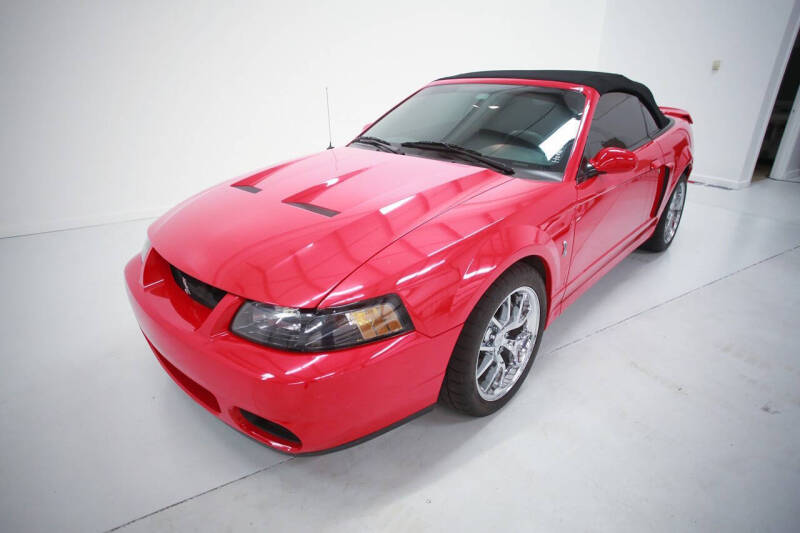 2004 Ford Mustang SVT Cobra