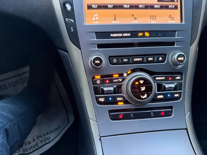 2017 Lincoln MKZ Premiere