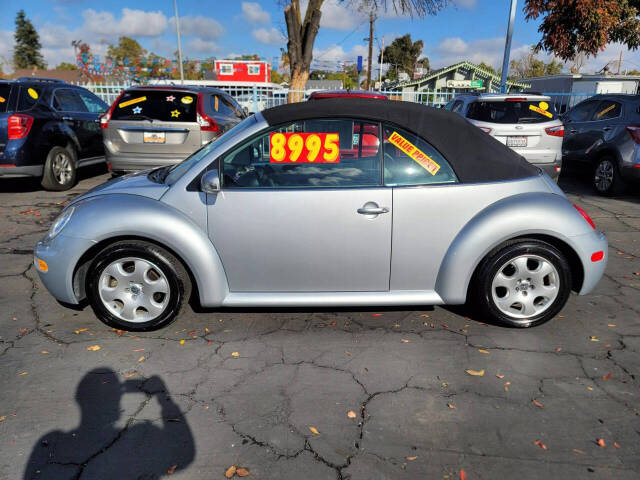 2003 Volkswagen New Beetle Convertible for sale at Victory Motors Inc in Modesto, CA