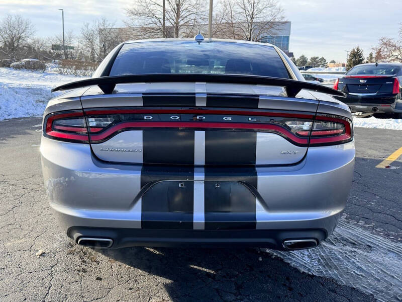 2015 Dodge Charger SXT
