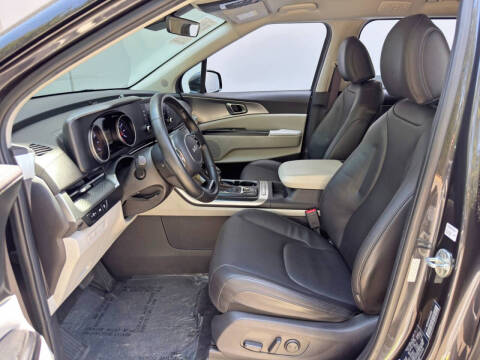 2023 Kia Carnival