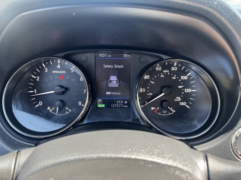 2018 Nissan Rogue SV