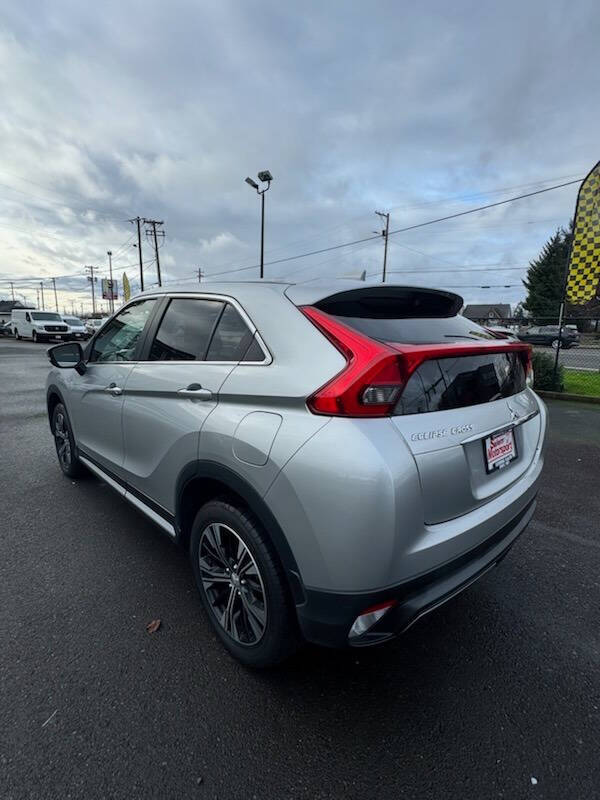 2020 Mitsubishi Eclipse Cross SE