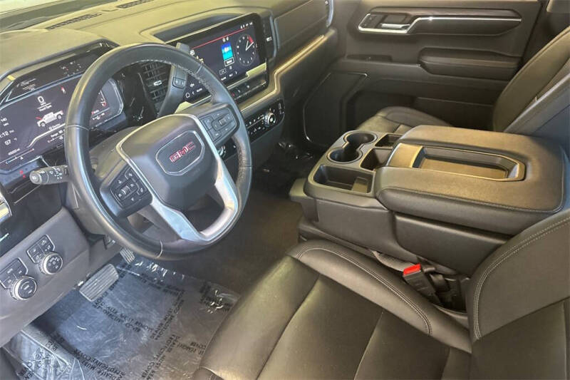 2024 GMC Sierra 1500